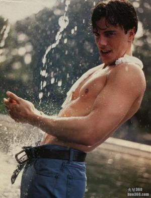 John Barrowman将客串《丑闻》(Scandal) John Barrowman将客串《丑闻》(Scandal)